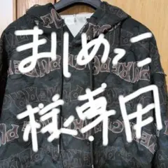 Rccatデザイン フード付きパーカー未使用に近い