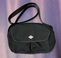 美品　ダントン　ショルダーバッグ　ブラック