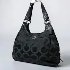 COACH オプアート マディソン シグネチャー ショルダーバッグ