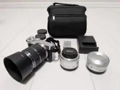 Nikon 1 J5 ダブルレンズキット＋望遠レンズ ミラーレス一眼 美品のサムネイル