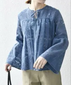 SHIPS any:フラワーレース エンブロイダリー フレア シアー ブラウス