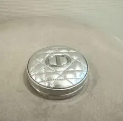 spick19a様 ディオールスキン フォーエヴァー　イドラ グロウ クッション