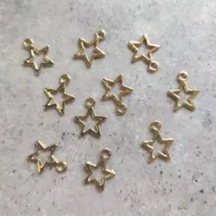 星スターチャーム　ハンドメイドパーツ