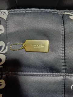 COACHGOLDプレート