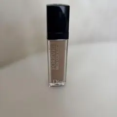 Dior フォーエヴァー スキン コレクト コンシーラー 1N
