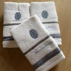 ホワイト刺繍ウォッシュタオル3まいセット