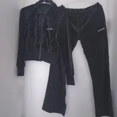adidas ベルベットセットアップ ブラック