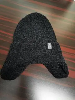 黒ニット帽 耳あて付き