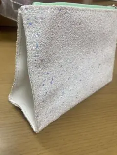 ラメ入り ホワイト ポーチのサムネイル