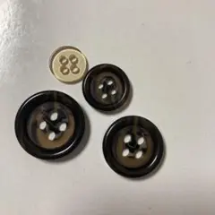 ベージュ トレンチコート