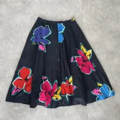 Sybilla シビラ シルク100% 花柄総刺繍 フレアスカート 黒 イトキン