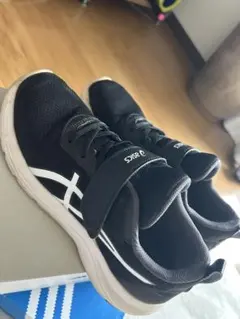 asics キッズシューズ 24.0cm ブラック