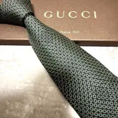 美品꧂ コーチ ネクタイ シグネチャー ロゴグラム グリーン 希少 光沢