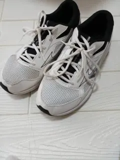 Mizuno Sortie スニーカー ホワイト/ブラック　25.5