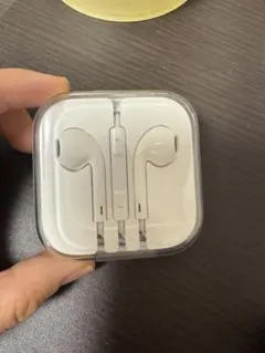 Apple EarPods ホワイト 3.5mmジャック付き