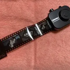 LE SSERAFIM ‘CRAZY’ カメラネガ風チャーム　ユンジン　ガチャ