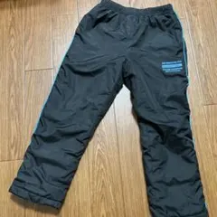 スノーパンツ　雪よけ付き　ウィンターパンツ　ズボン　130