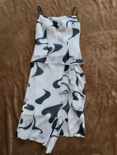 Item thumbnail for item e6e62a9d-0e36-493d-9f1d-5fd08ea09a1f