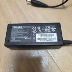 TOSHIBA ACアダプター PA3714U-1ACA 本体