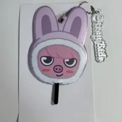 StrayKids うちわキーホルダー dominATE チャンビン トゥエッキ