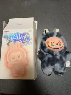 POPMART ラフフ　シ－クレット°・*:.。.☆