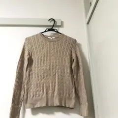 ユニクロ　ケーブルニット セーター 長袖