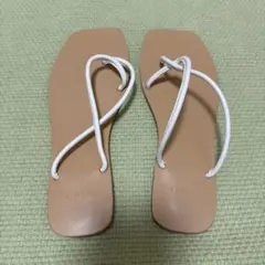 ベージュ コードフラットサンダル Sサイズ