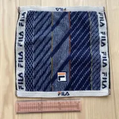 FILA タオルハンカチ ネイビー系 ストライプ柄のサムネイル