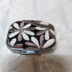 インド刺繍リボン　小物入れ　ピルケース　和柄