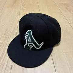 メンズキャップ【まとめ買い10%オフ】 ブラックベースボールキャップ ロゴ刺繍