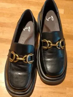 Item thumbnail for item 6a19f90a-98b7-481d-83f7-9a21e23a2b77