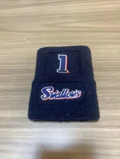 リストバンド　山田哲人選手　支給品　アディダス リストバンド 山田哲人選手 支給品 アディダス - メルカリ