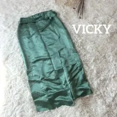 ビッキー＊ロングタイトスカート ベルト サテン 緑 カラー 今っぽ 可愛い