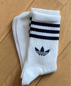 アディダス　クルーソックス　M25〜27㎝　新品