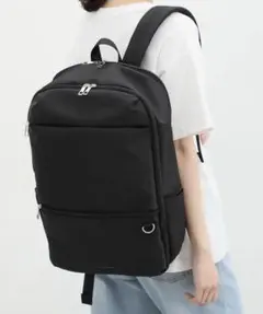 Honeys リュック PC収納あり　美品　多機能　ブラックA4サイズ収納可のサムネイル