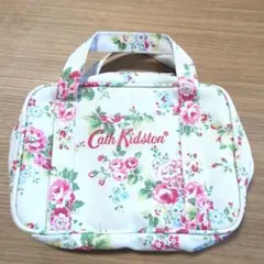 【新品未使用！】Cath Kidston フラワープリントバッグポーチのみのサムネイル