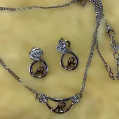 ニナリッチ イヤリング＆ネックレス　セット☆