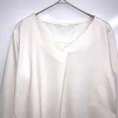 【GU】バックレース Vネック プルオーバー ホワイト Mサイズ