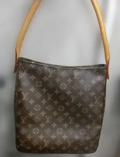 Item thumbnail for item ee3d20a9-2b01-4cda-bcd2-69cbe83721ac