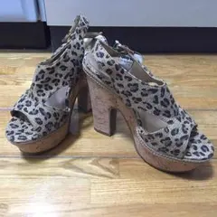 新品未使用☆レオパード柄パンプス