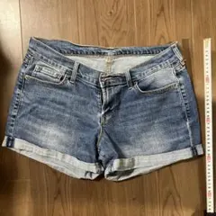 Item thumbnail for item 203bfc30-77a4-4518-af10-df56c3dcc0a3