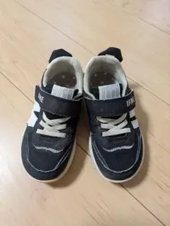 Item thumbnail for item c6431237-a5fd-4a79-b3c7-8a1878b5ae74