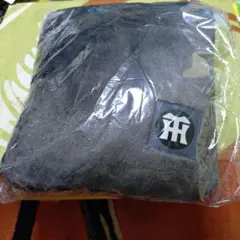 阪神タイガース記念グッズ ロゴ入り膝掛け