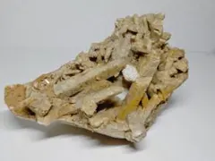 O-54 水晶 817g クォーツ 原石 鑑賞石 自然石 誕生石 鉱物 水石