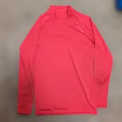 赤い長袖インナー Earls Court