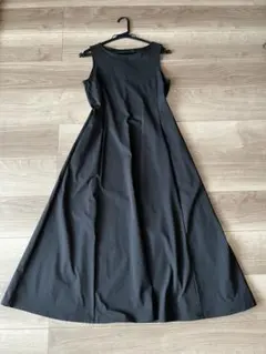 ＊美品＊UNIQLO ユニクロウルトラストレッチエアリズムワンピース Sサイズ