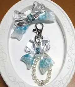 レジン キーホルダー チャーム りぼん 青緑 パール ストラップ ヘアクリップ