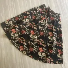 used・花柄フレアスカート
