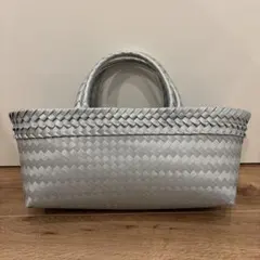 mekearisa メケアリバッグ ボストン メタリックシルバー mekearisa メケアリバッグ ボストン メタリックシルバー