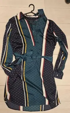 シャツワンピース